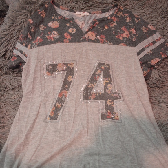 Floral 74 Top - Picture 1 of 4